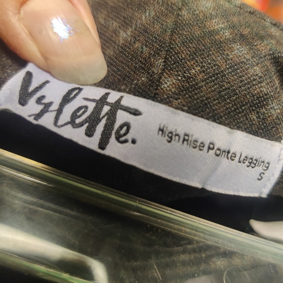 Vylette Brand Black Plaid High Waisted Leggings Small - Picture 5 of 5